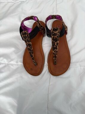 Candie's Leopard Print T-Strap Sandals with Purple Accent